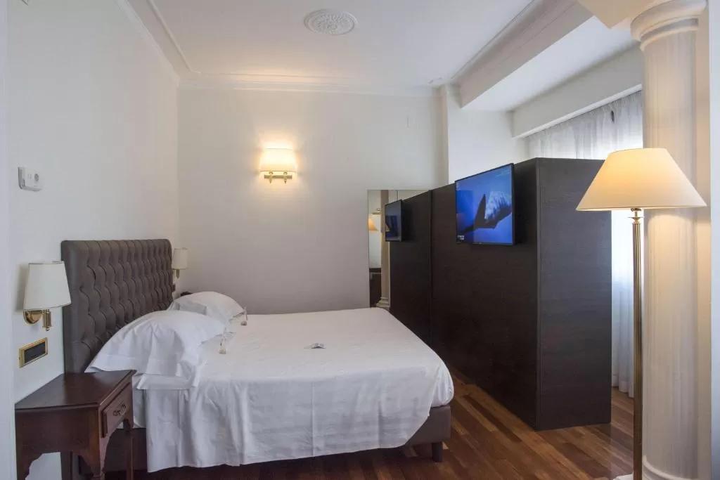Hotel Plaza Pescara Luaran gambar