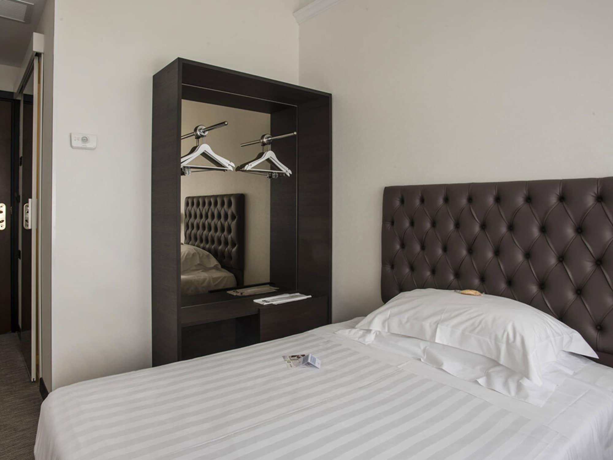 Hotel Plaza Pescara Luaran gambar