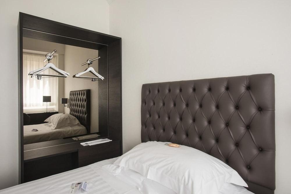 Hotel Plaza Pescara Luaran gambar