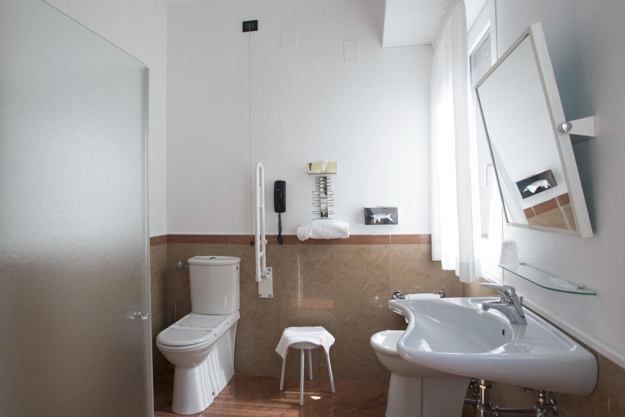 Hotel Plaza Pescara Luaran gambar